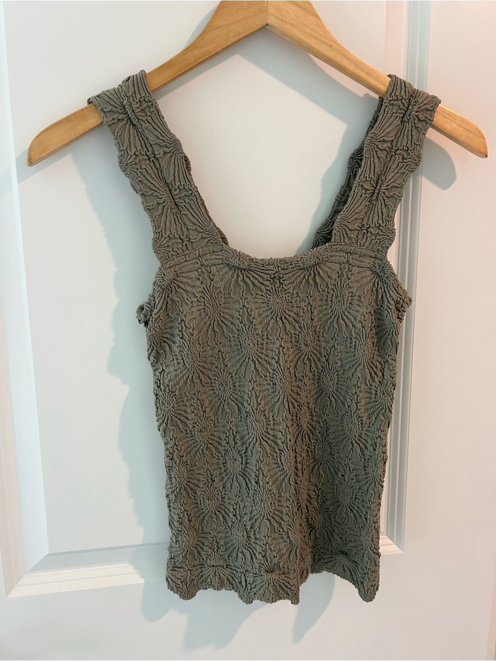 Altard State Sleeveless Tank Top - Olive Green New